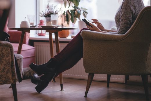 Investing in visually-appealing café furniture