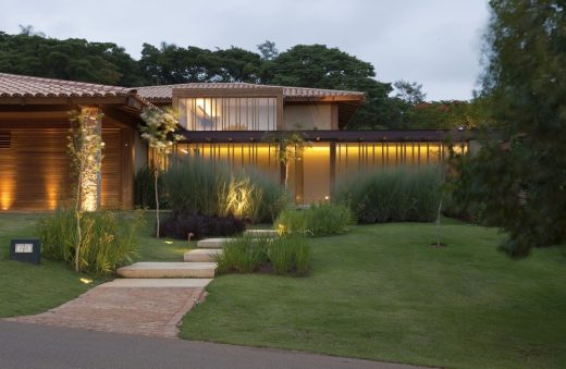 JG Residence São Paulo by Gilda Meirelles Arquitetura