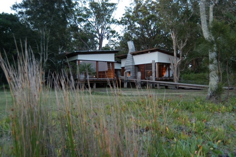 Pindimar Lake House, NSW earchitect