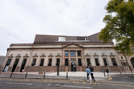 Aberdeen Art Gallery frontage