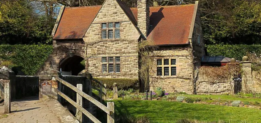 Landscaping for country home renovations
