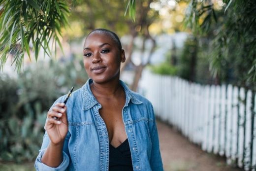 black woman vaping