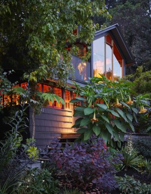 Agate Pass Cabin Olympic Peninsula