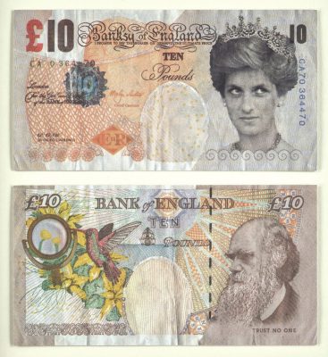 Banksy Di Faced Tenner - Princess Diana note - Article 25 Auction Exhibition: 10x10 London