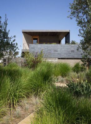 Bookend House CA