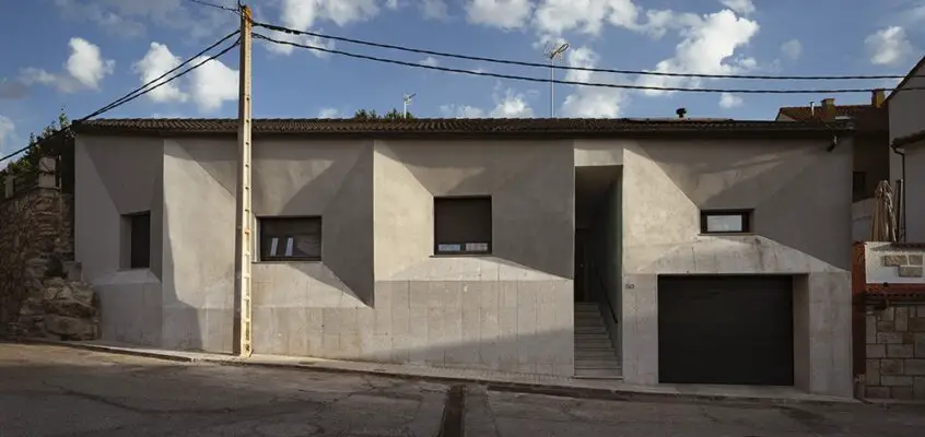 BUS House, Madrid Property