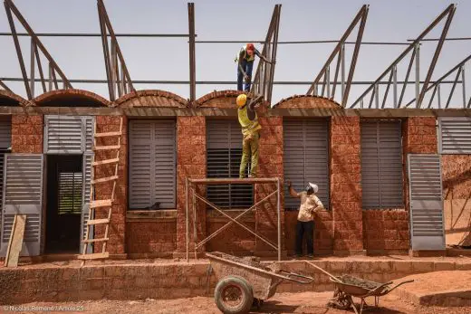 The Lycée Amadou Hampaté Bâ Niamey, Africa building