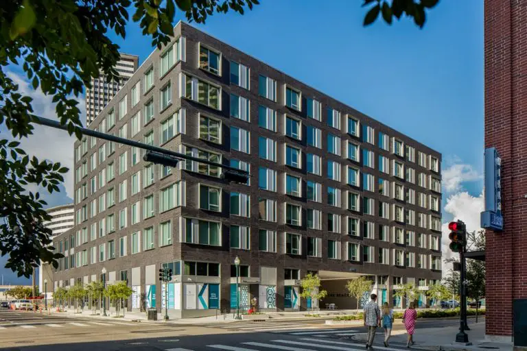The Beacon, New Orleans Homes earchitect