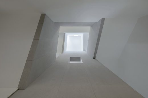 Xu Lei's Artist Studio Beijing building stairwell design