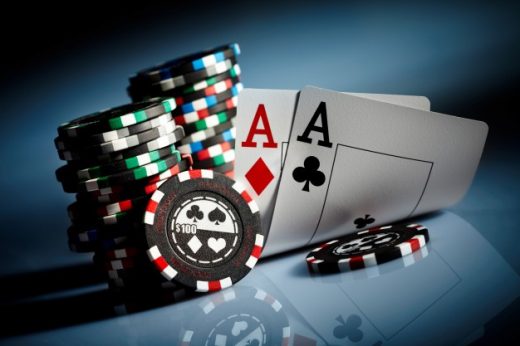 How to control spending while playing online casino games - gambling chips