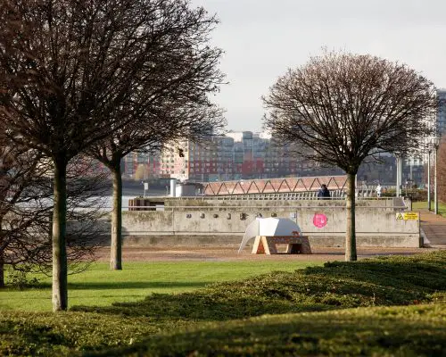 Royal Docks London ELE-Bench by RAB Studio