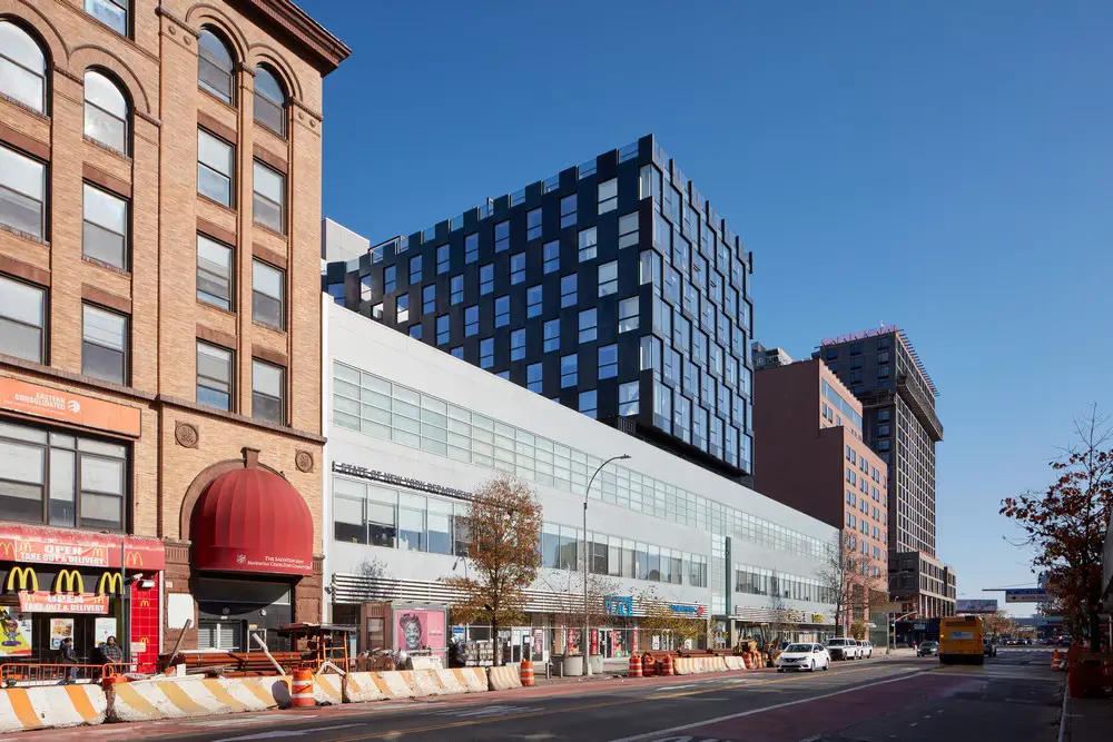 BIG-Bjarke Ingels Group Architects - The Smile Harlem Housing