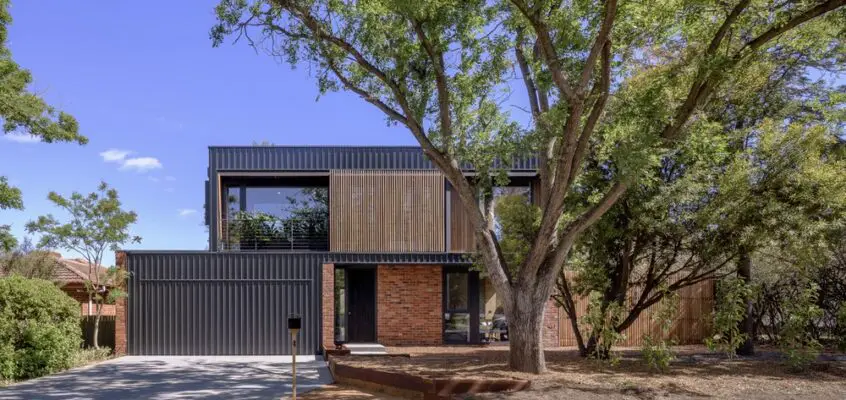 AB House, Canberra: Hackett Home