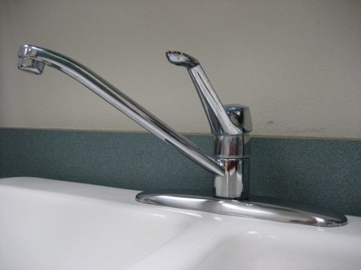 kitchen Faucets and Fixtures