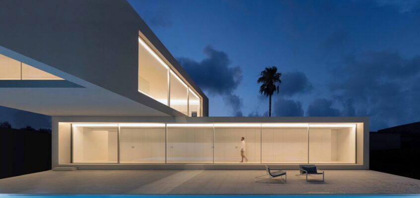 House of Sand, Valencia Property