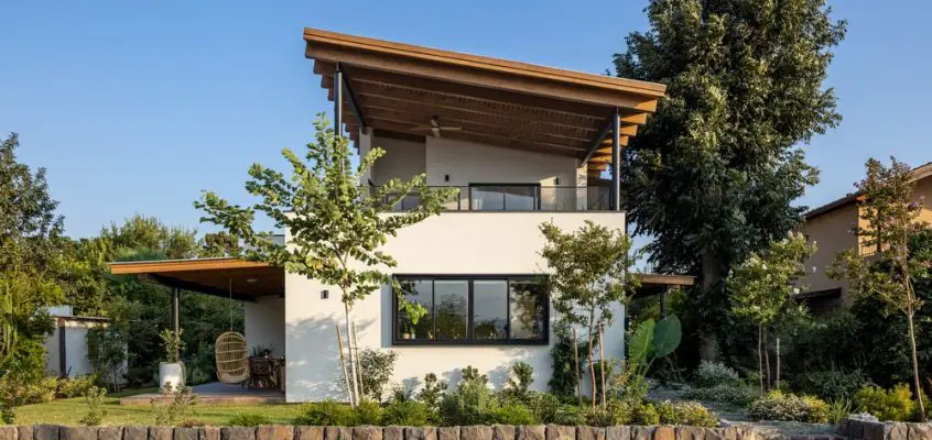 Northern Exposure House, Kibbutz Hulda, Israel