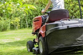 Selecting a lawn care service to suit your needs