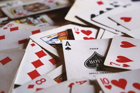Some well-known fictional books on gambling - playing cards