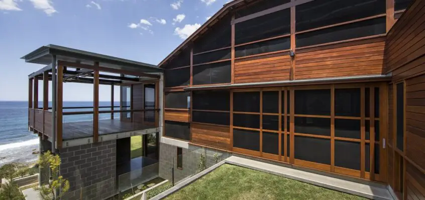 South Coast House, Illawarra Escarpment