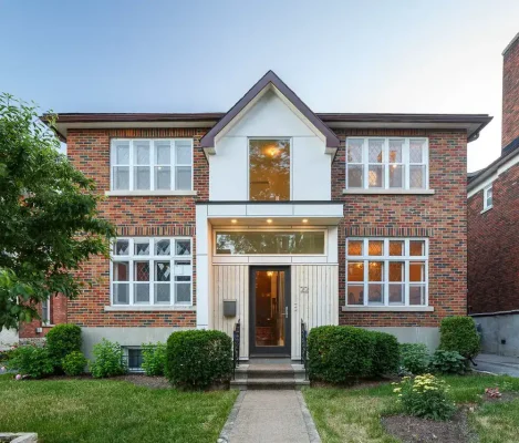 Gouldburn Modern House, Ottawa property