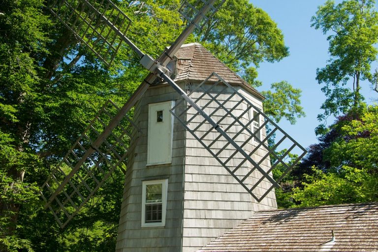Historic Hamptons Windmill House, Long Island earchitect