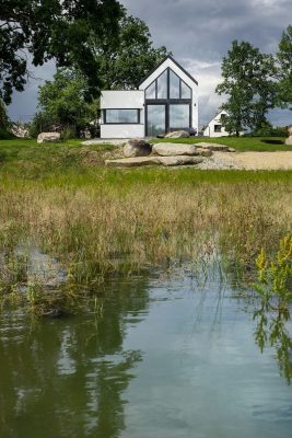 House by the Pond Ceske Budejovice