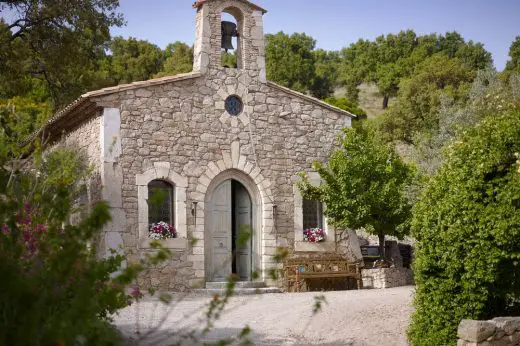 Provençal Residential Building near Saint-Tropez