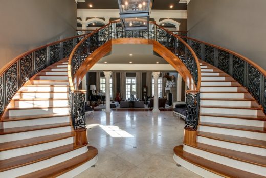 Kelly Clarksons Tennessee Lake Home