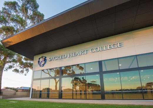 Sacred Heart College War Memorial Oval