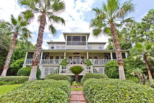 Sandra Bullocks Sweet Georgia Island Home