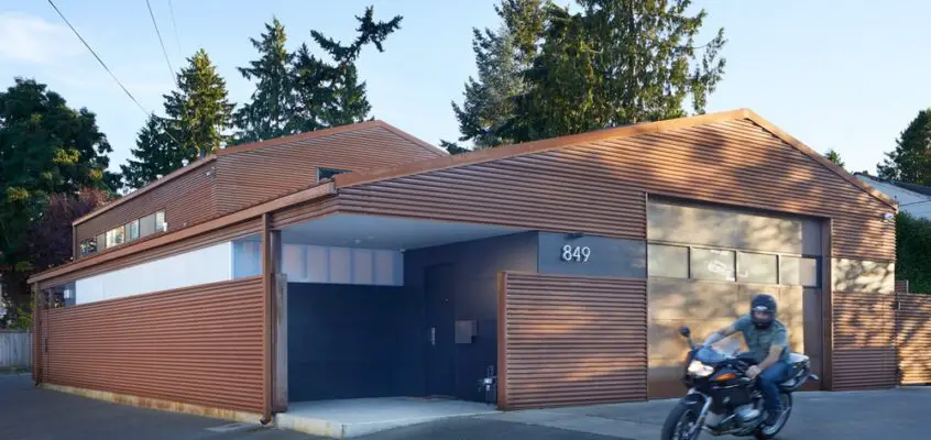 Spielbox Garage, Seattle Building