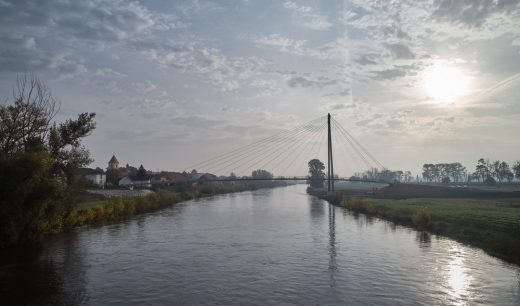 Lužec nad Vltavou Footbridge