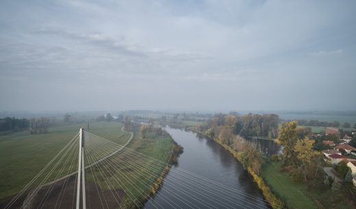 Lužec nad Vltavou Footbridge