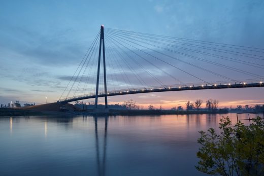 Lužec nad Vltavou Footbridge