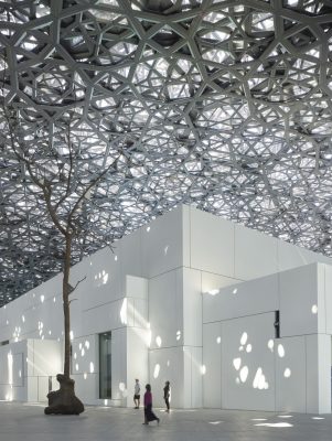 Abu Dhabi architect Louvre museum building interior