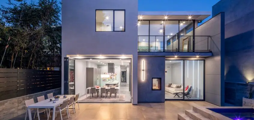 An Edgy Edge Property, Manhattan Beach