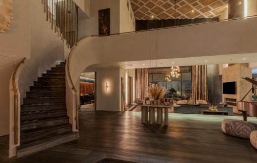 Beverly Hills Luxury Mansion