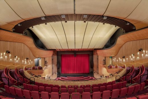 Her Majesty's Theatre Adelaide