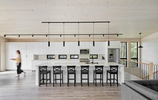 Kahshe Lake Cottage Muskoka design by Solares Architecture