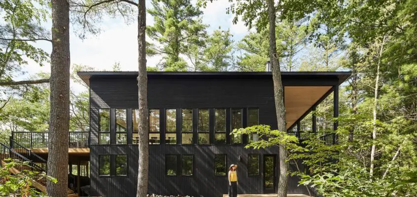 Kahshe Lake Cottage, Muskoka Region