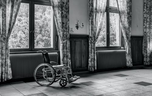 Advantages of an electric wheelchair
