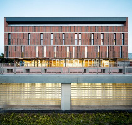 Camp del Ferro Sports Center Barcelona - e-architect