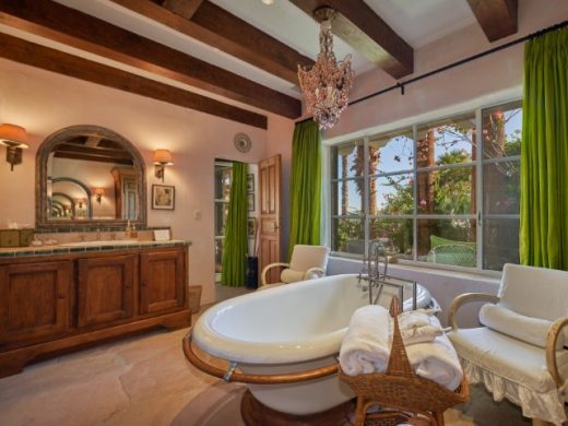 Sexy Palm Springs Compound Sells