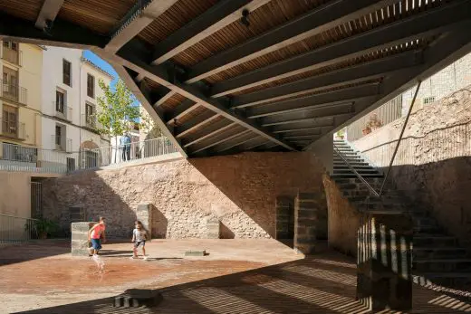 Synagogue Square, Castellón, Spain