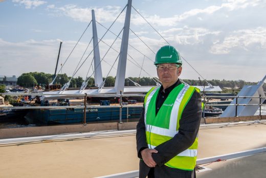 Tony Kettle on Renfrew Bridge