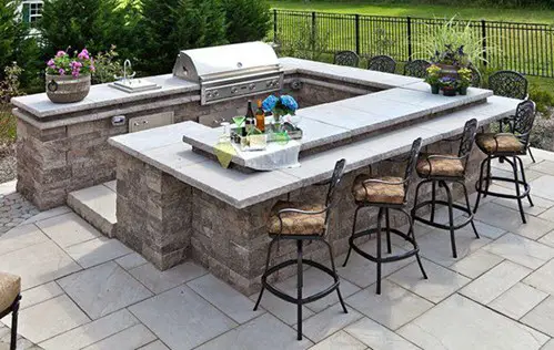 9 breathtaking outdoor kitchen and pool ideas