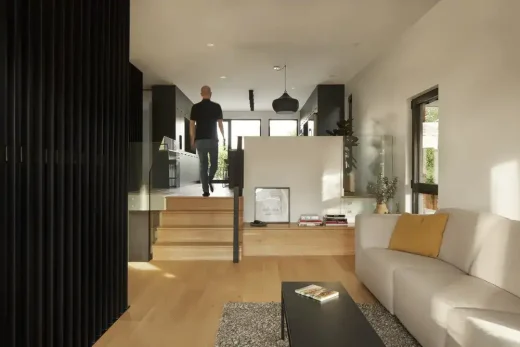 Longueuil Split-Level Renovation, Québec property