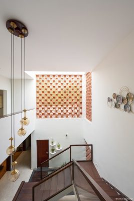 Manjeri house by Simone de Gale & Arshak Architects
