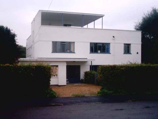 Modern Cambridge House 11 Wilberforce Road by David + MM Roberts