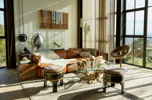 Modern Hollywood Hills house living room
